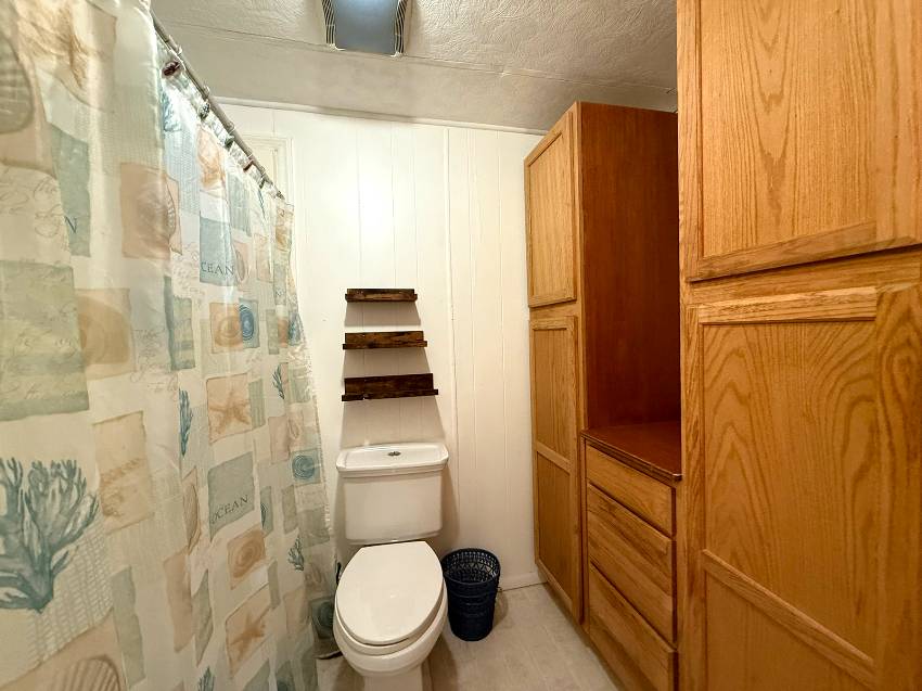 563 Bayshore Drive a Ellenton, FL Mobile or Manufactured Home for Sale