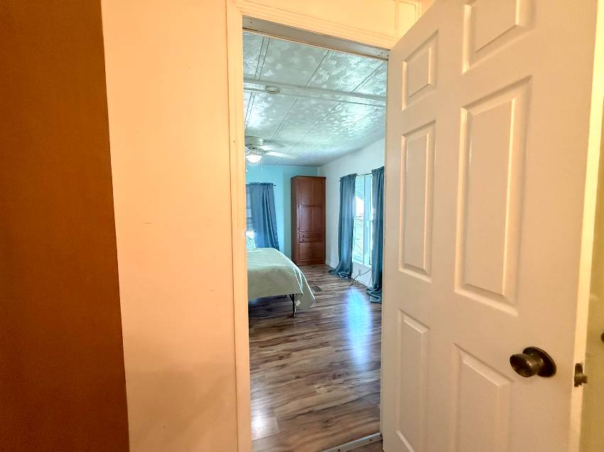 563 Bayshore Drive a Ellenton, FL Mobile or Manufactured Home for Sale