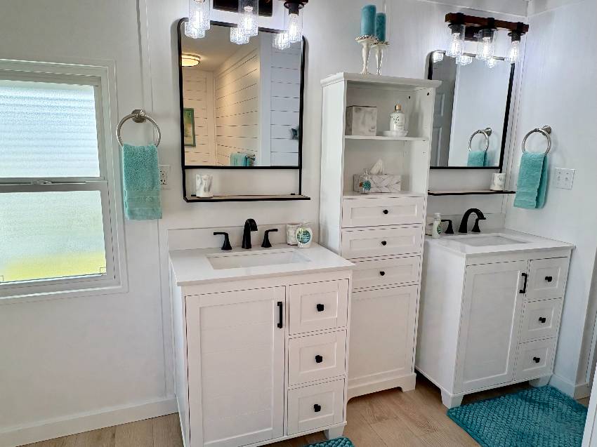 1304 S. Indies Circle a Venice, FL Mobile or Manufactured Home for Sale