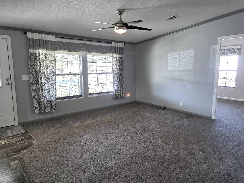 6999 W Falkirk Lane a Homosassa, FL Mobile or Manufactured Home for Sale