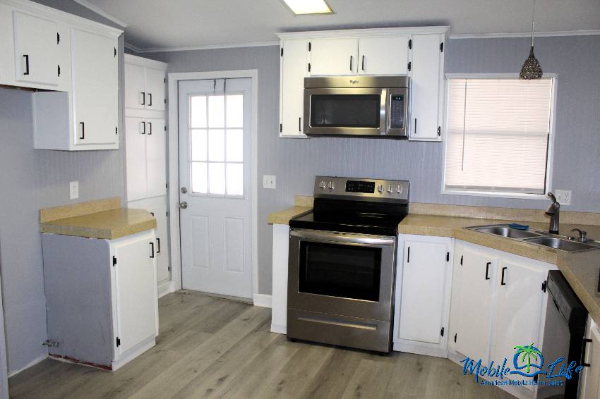 10806 Burrito Dr a Riverview, FL Mobile or Manufactured Home for Sale