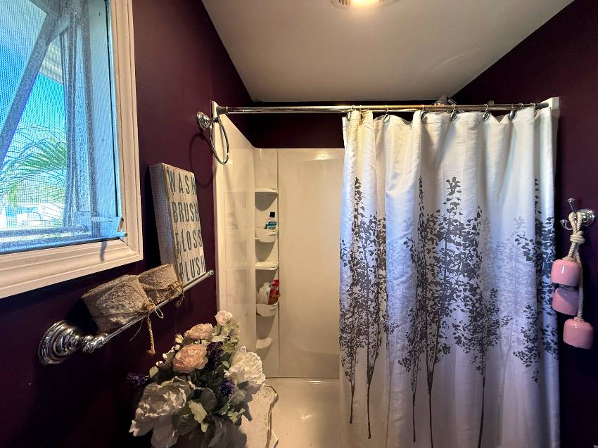 374 Teakwood Dr a Ellenton, FL Mobile or Manufactured Home for Sale