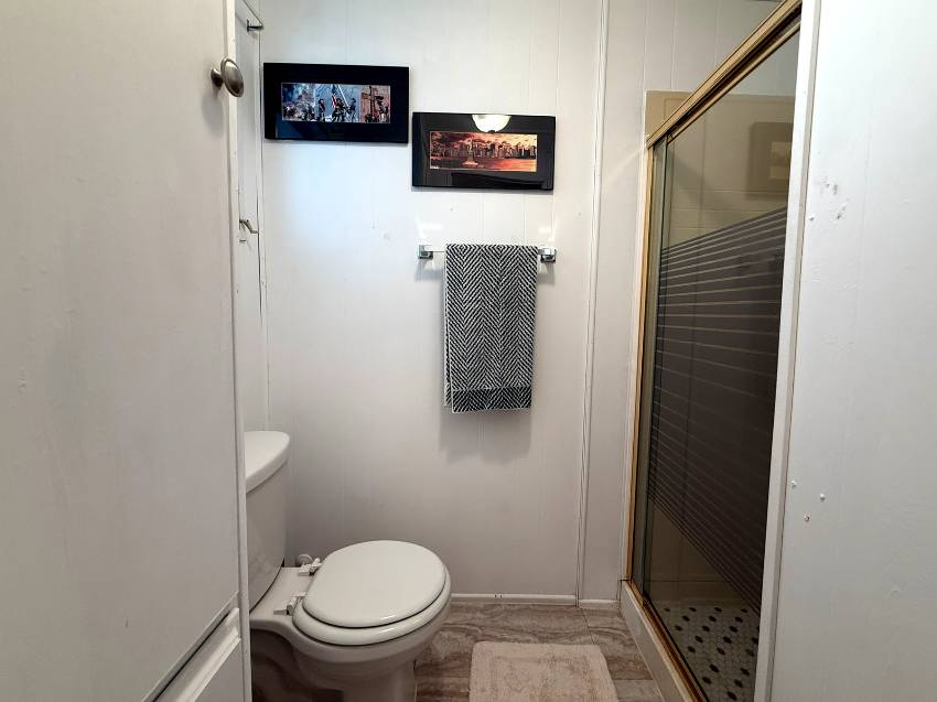 940 Siesta Dr a Ellenton, FL Mobile or Manufactured Home for Sale