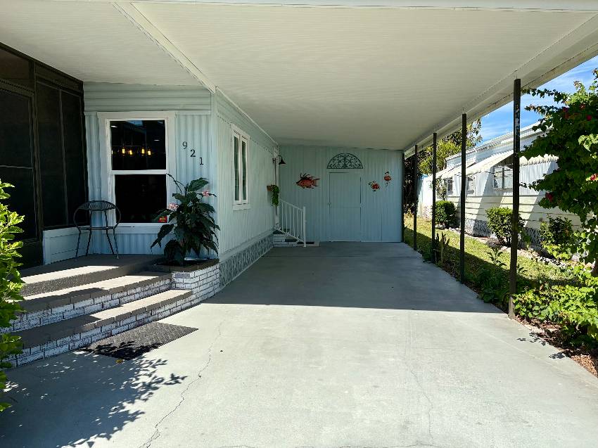 921 Orinoco a Venice, FL Mobile or Manufactured Home for Sale