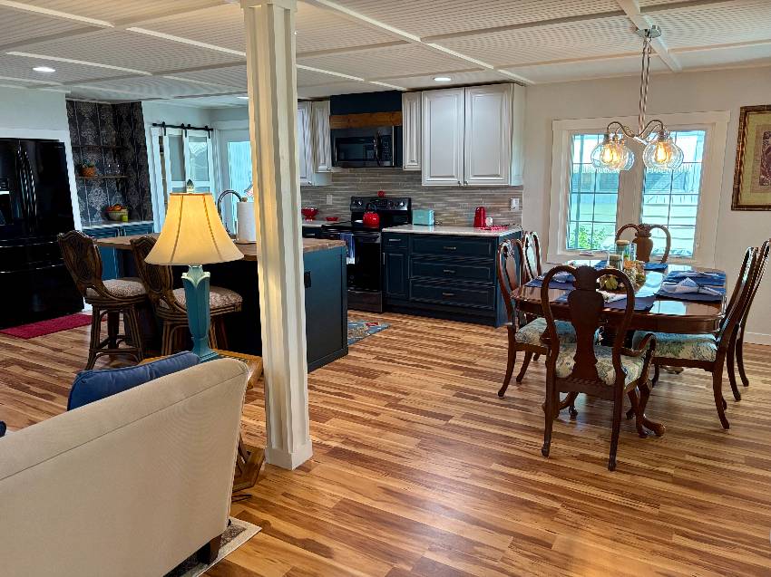 921 Orinoco a Venice, FL Mobile or Manufactured Home for Sale