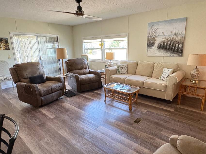 912 Posadas W a Venice, FL Mobile or Manufactured Home for Sale