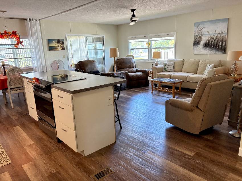 912 Posadas W a Venice, FL Mobile or Manufactured Home for Sale