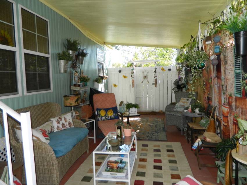 413 Calamodin St a Lakeland, FL Mobile or Manufactured Home for Sale