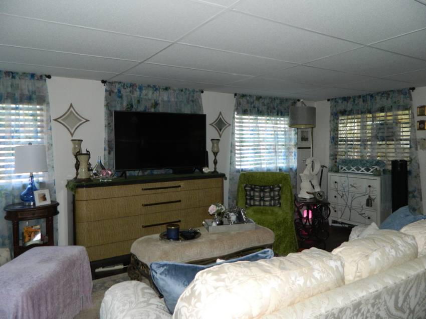 413 Calamodin St a Lakeland, FL Mobile or Manufactured Home for Sale