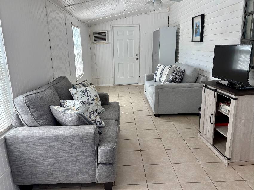 1300 N River Road a Venice, FL Mobile or Manufactured Home for Sale