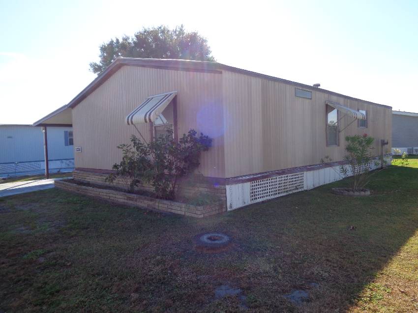 1520 Saddle Trail a Lakeland, FL Mobile or Manufactured Home for Sale