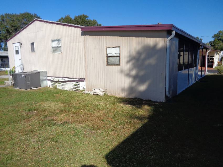 1520 Saddle Trail a Lakeland, FL Mobile or Manufactured Home for Sale