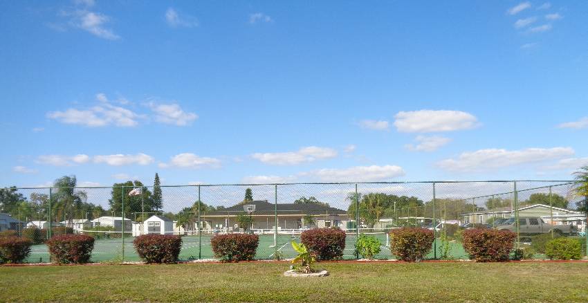 1520 Saddle Trail a Lakeland, FL Mobile or Manufactured Home for Sale