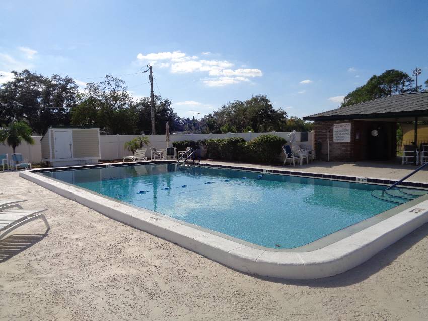 1520 Saddle Trail a Lakeland, FL Mobile or Manufactured Home for Sale