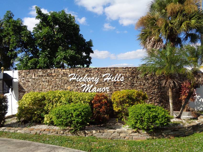 1520 Saddle Trail a Lakeland, FL Mobile or Manufactured Home for Sale