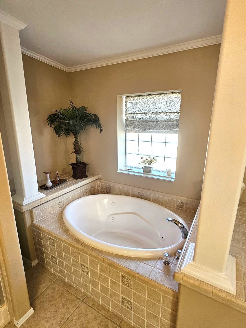 4773 Devonwood Ct a Lakeland, FL Mobile or Manufactured Home for Sale