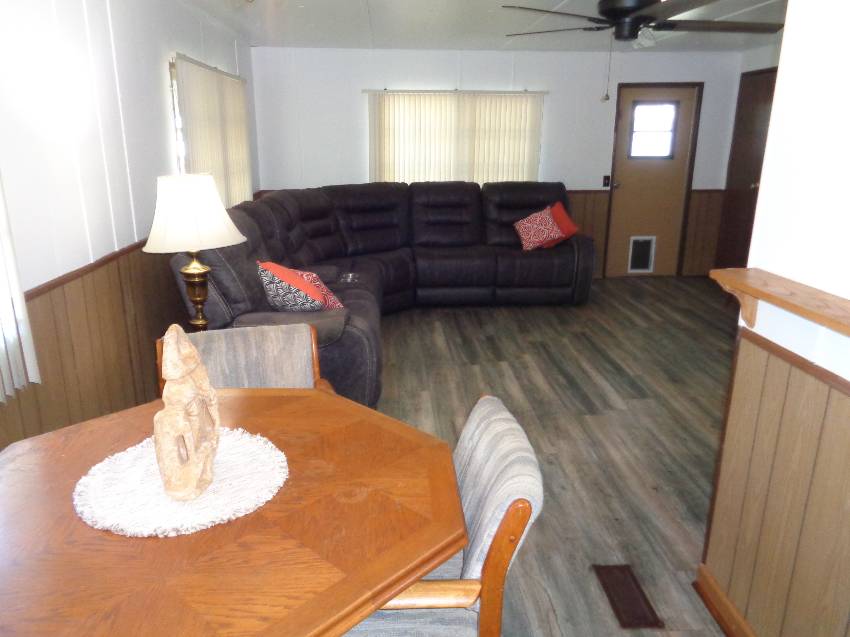 904 Fountainview S a Lakeland, FL Mobile or Manufactured Home for Sale