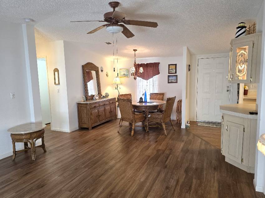 10311 S Bainbridge Terrace a Homosassa, FL Mobile or Manufactured Home for Sale