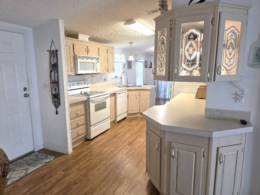 10311 S Bainbridge Terrace a Homosassa, FL Mobile or Manufactured Home for Sale