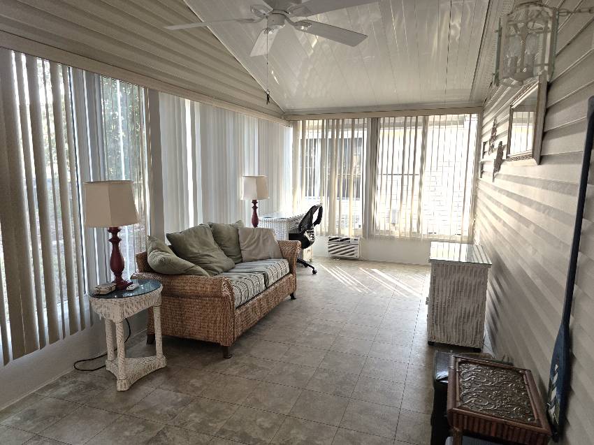 10311 S Bainbridge Terrace a Homosassa, FL Mobile or Manufactured Home for Sale