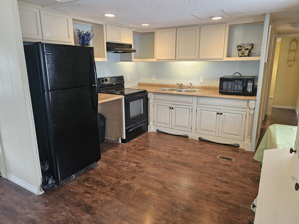 925 Murcott St a Lakeland, FL Mobile or Manufactured Home for Sale