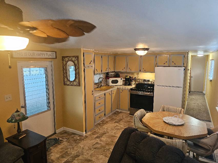 831 Mandarin St a Lakeland, FL Mobile or Manufactured Home for Sale