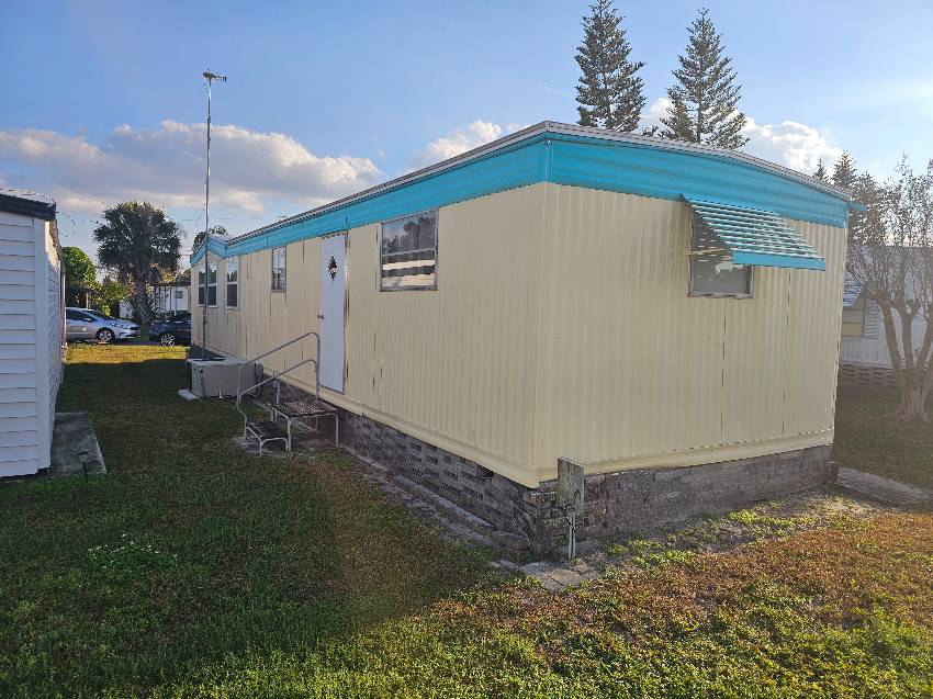 831 Mandarin St a Lakeland, FL Mobile or Manufactured Home for Sale