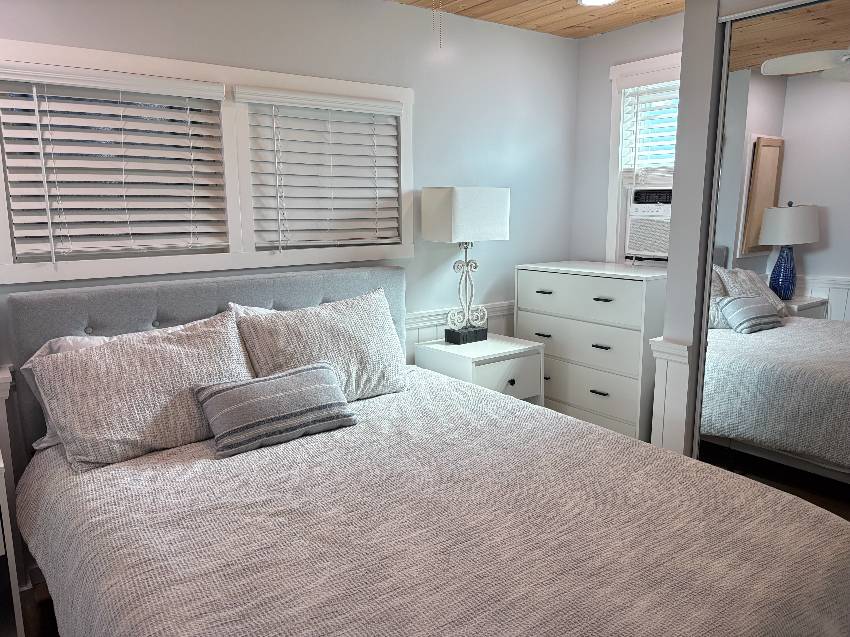 1300 N River Road, Lot E125 a Venice, FL Mobile or Manufactured Home for Sale