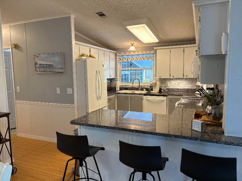 33 Marina Dr a Winter Haven, FL Mobile or Manufactured Home for Sale