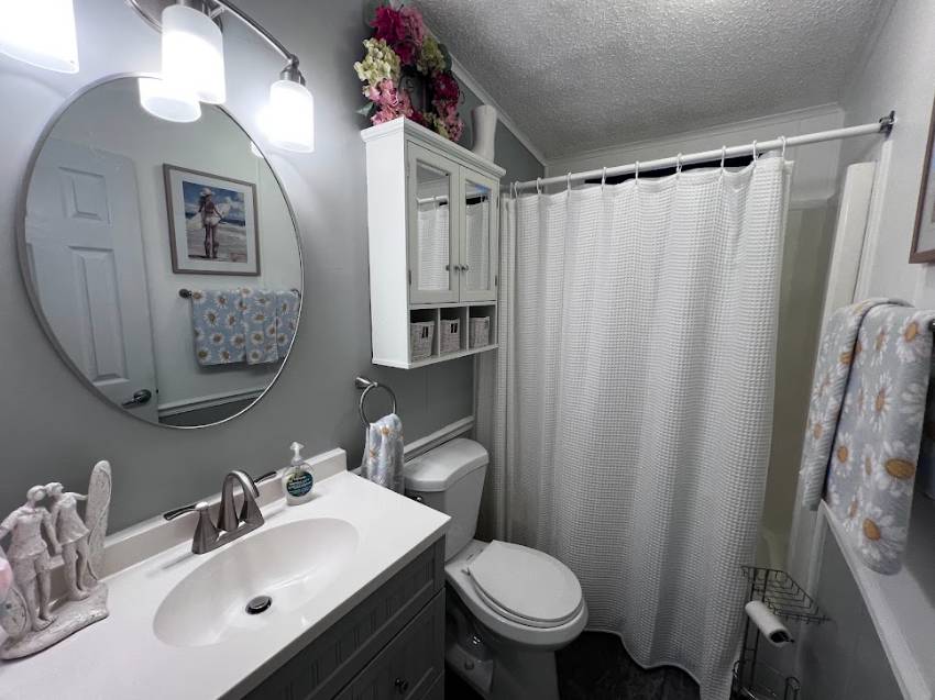 33 Marina Dr a Winter Haven, FL Mobile or Manufactured Home for Sale