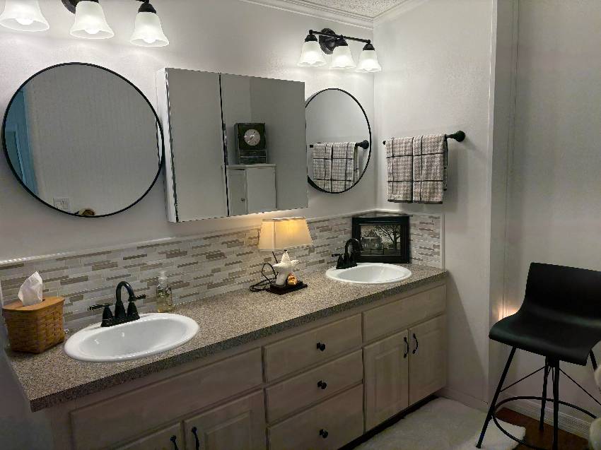 33 Marina Dr a Winter Haven, FL Mobile or Manufactured Home for Sale