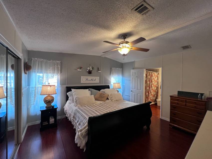 33 Marina Dr a Winter Haven, FL Mobile or Manufactured Home for Sale