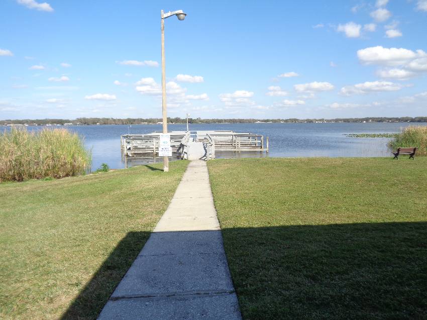 1014 Fountainview N a Lakeland, FL Mobile or Manufactured Home for Sale