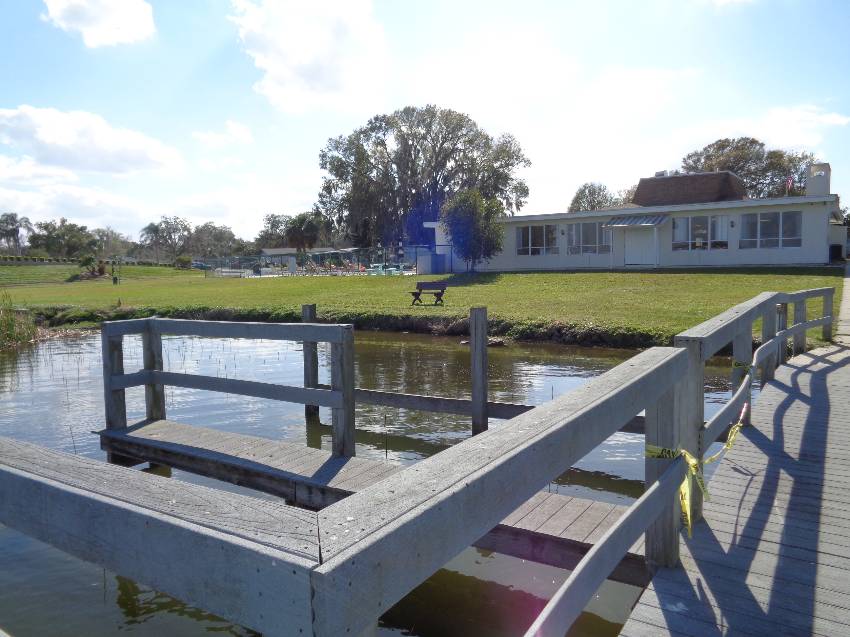 1014 Fountainview N a Lakeland, FL Mobile or Manufactured Home for Sale