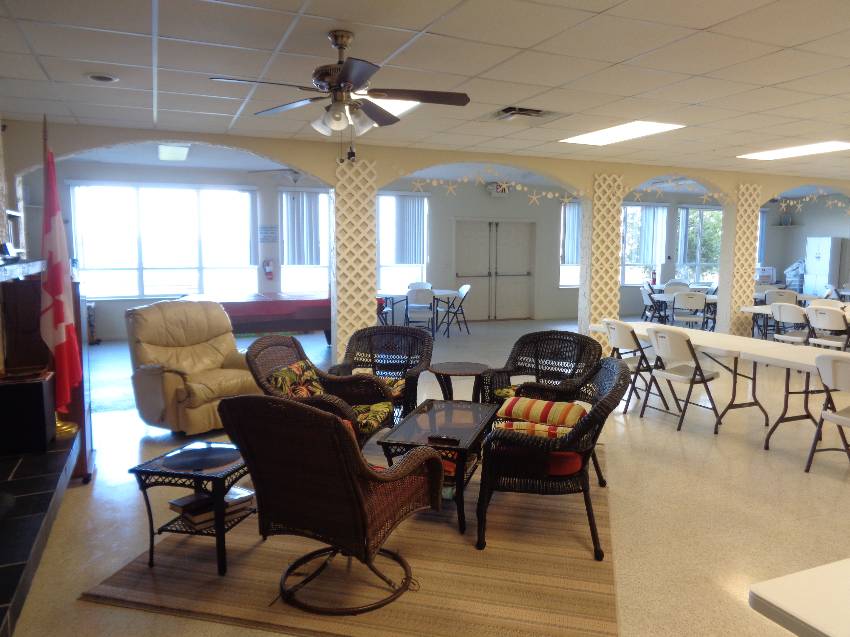 1014 Fountainview N a Lakeland, FL Mobile or Manufactured Home for Sale