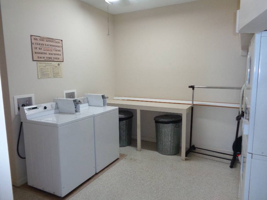 1014 Fountainview N a Lakeland, FL Mobile or Manufactured Home for Sale