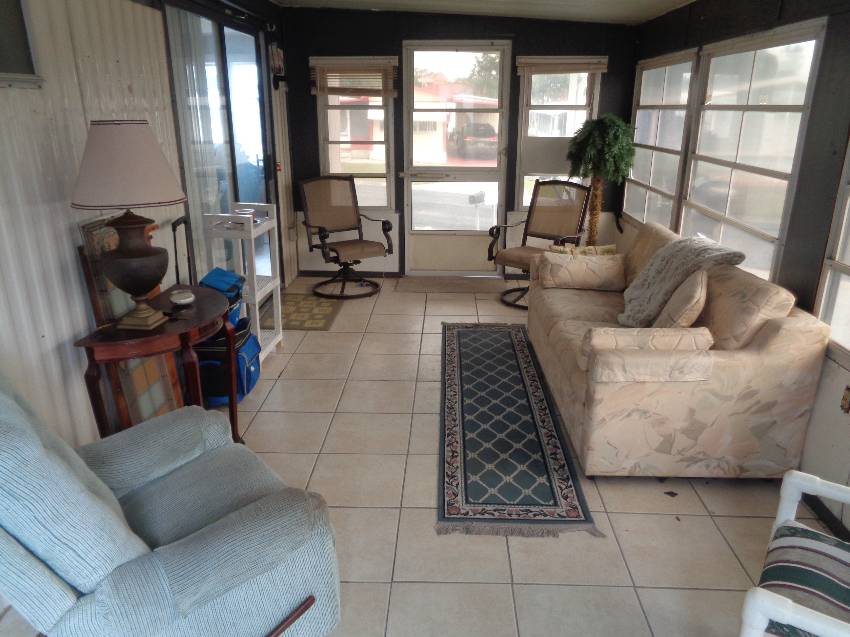 1014 Fountainview N a Lakeland, FL Mobile or Manufactured Home for Sale