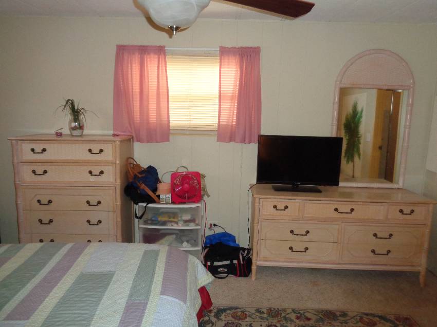 1014 Fountainview N a Lakeland, FL Mobile or Manufactured Home for Sale