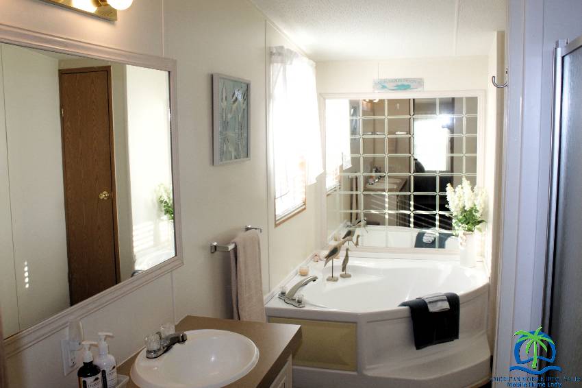 707 Red Cypress Ln a Winter Haven, FL Mobile or Manufactured Home for Sale