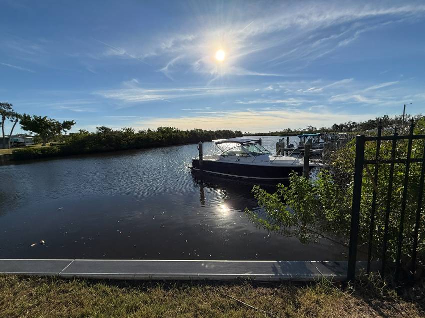 8023 Buena Vista Dr a Ellenton, FL Mobile or Manufactured Home for Sale