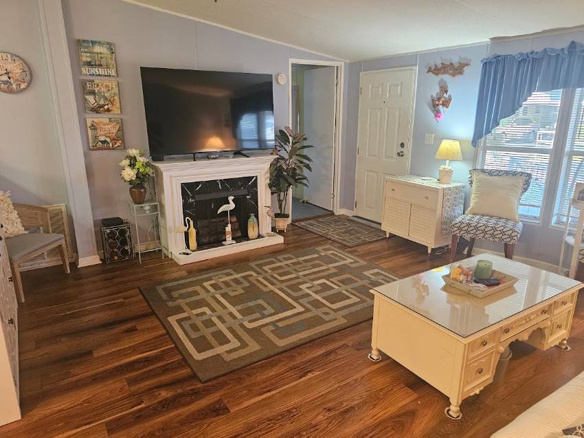 74 Lake Pointe Dr a Mulberry, FL Mobile or Manufactured Home for Sale