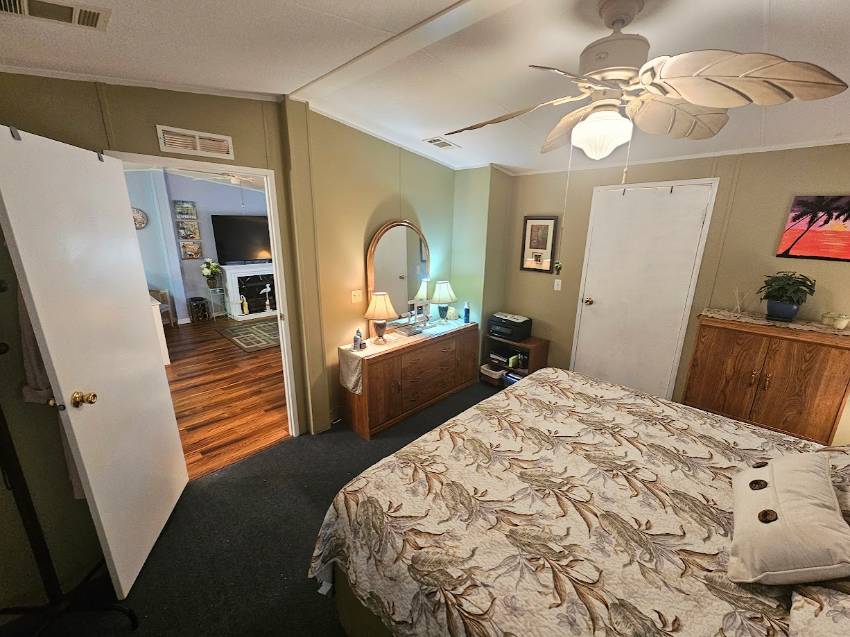 74 Lake Pointe Dr a Mulberry, FL Mobile or Manufactured Home for Sale