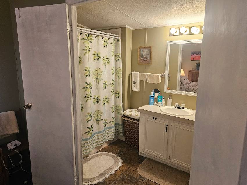 74 Lake Pointe Dr a Mulberry, FL Mobile or Manufactured Home for Sale