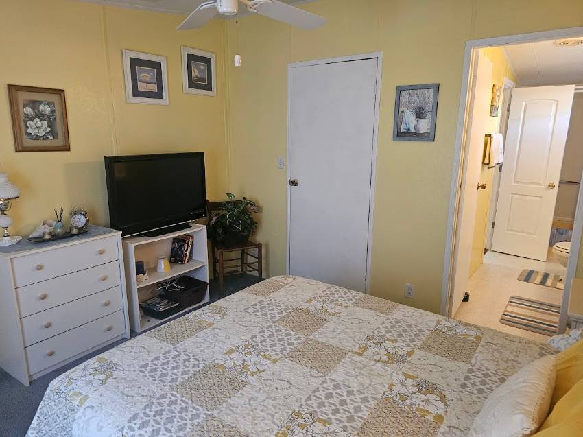 74 Lake Pointe Dr a Mulberry, FL Mobile or Manufactured Home for Sale