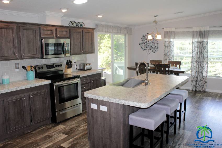 388 Siberian Cypress Circle a Winter Haven, FL Mobile or Manufactured Home for Sale