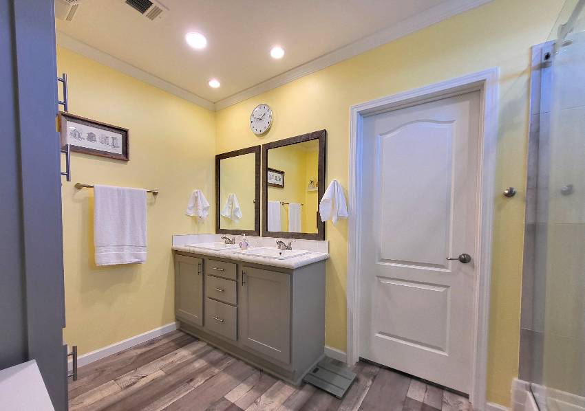 2045 Casita Dr a Sarasota, FL Mobile or Manufactured Home for Sale