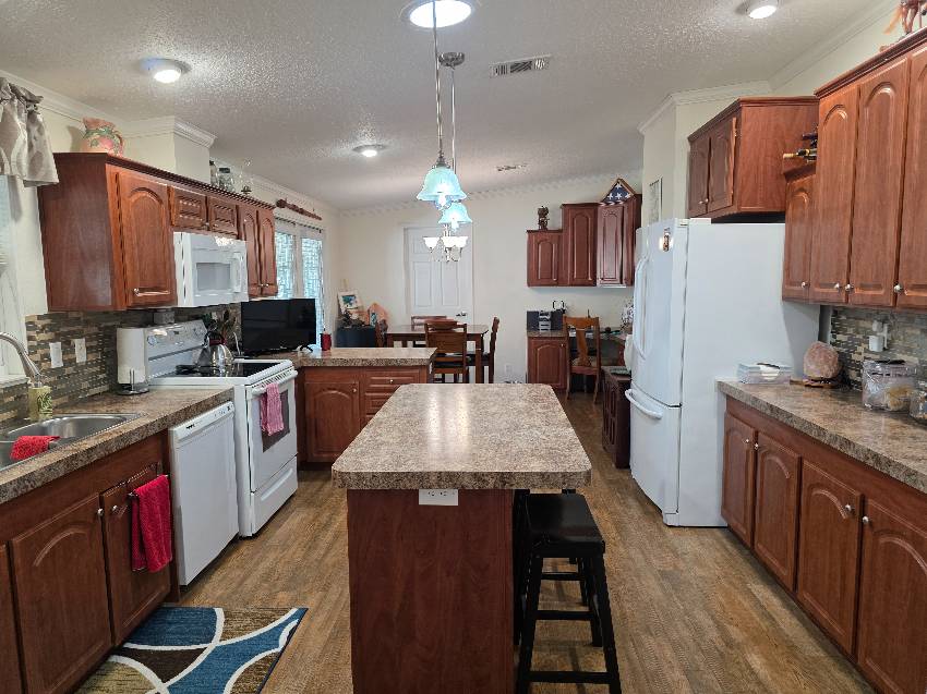 10641 S Termon Dr a Homosassa, FL Mobile or Manufactured Home for Sale