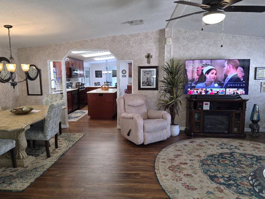 6960 W Eatonshire Path a Homosassa, FL Mobile or Manufactured Home for Sale