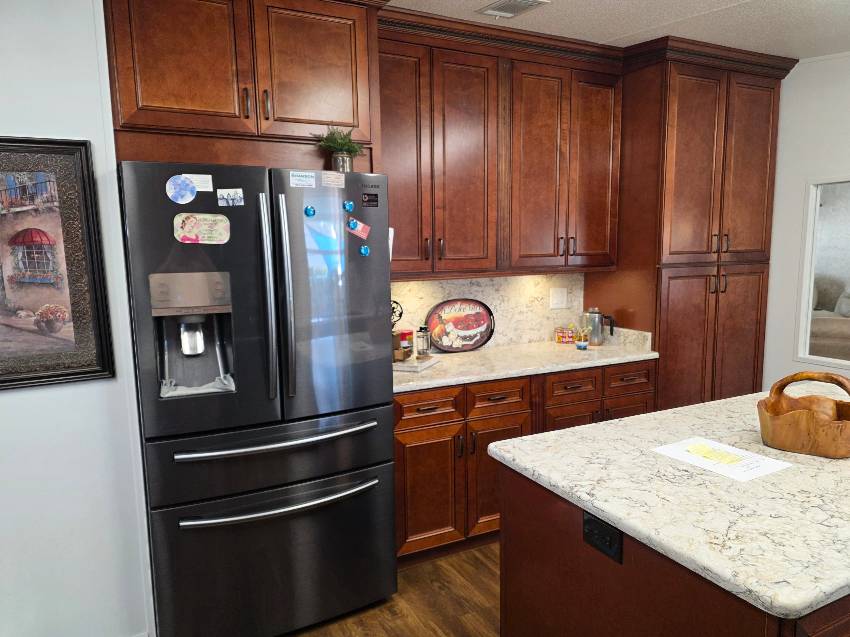 6960 W Eatonshire Path a Homosassa, FL Mobile or Manufactured Home for Sale