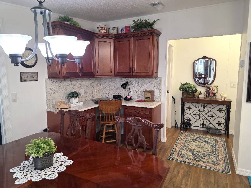 6960 W Eatonshire Path a Homosassa, FL Mobile or Manufactured Home for Sale